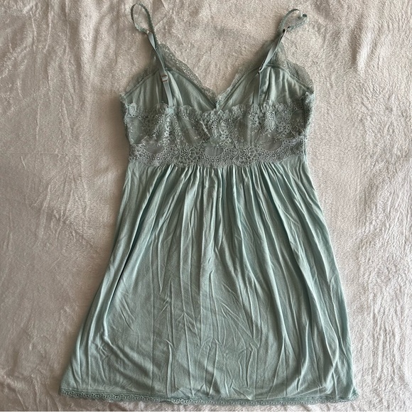 Baby Blue Lace Bow Slip Dress - Picture 4 of 5